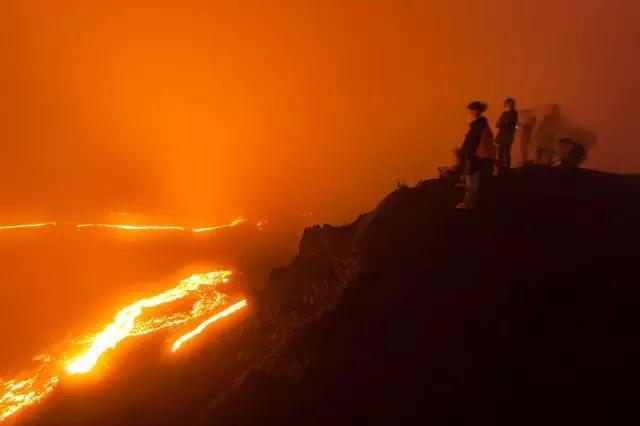 在这些地方看火山喷发，亲身体验电影里的“灾难现场”
