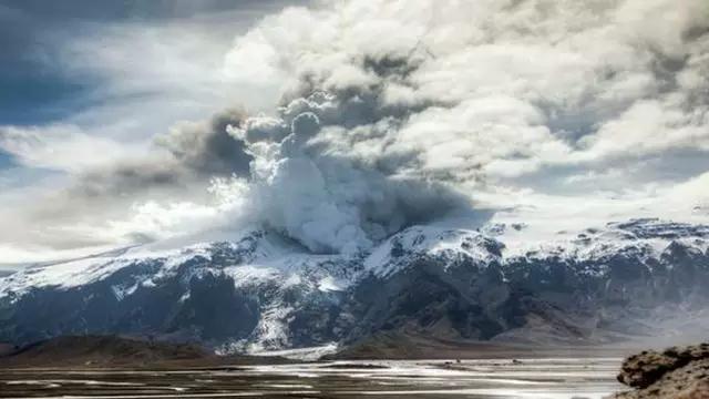 在这些地方看火山喷发，亲身体验电影里的“灾难现场”