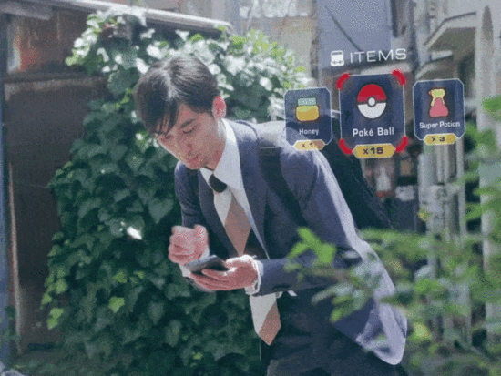 Pokémon Go风靡全球 商家揽客忙赚钱