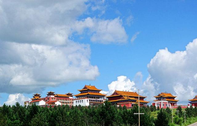 全球面积最大的城市在中国 是山东省+江苏省之和 相当于16个北京