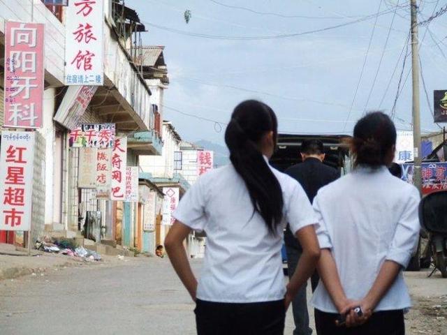 境外神秘地区的「中国城」当地日常货币是人民币