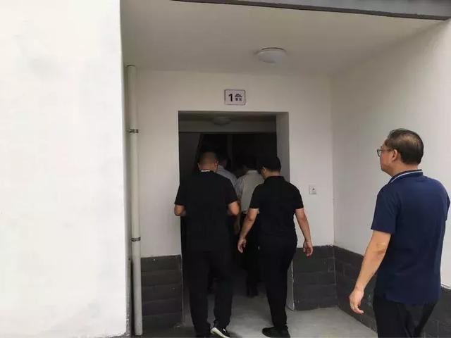 贵州省六盘水市政协考察调研我市易地扶贫搬迁工作