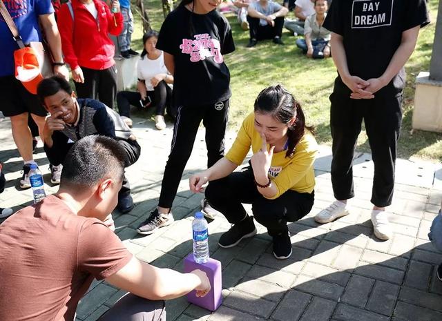 环球旅游卡案例：亲近自然 I 团队幸福时刻，就是一起旅游、战斗