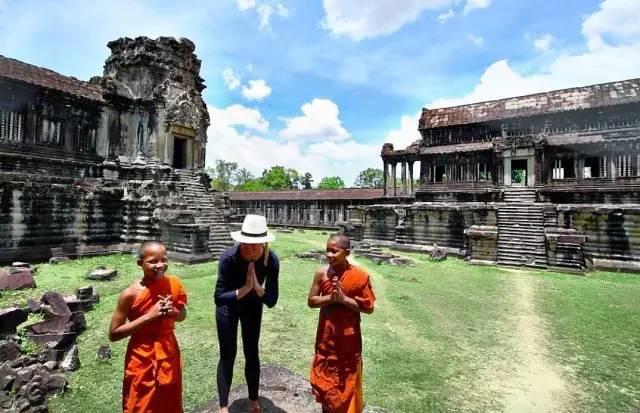 边旅游边赚钱，2年走遍196个国家，史上最快完成环球旅行的人！