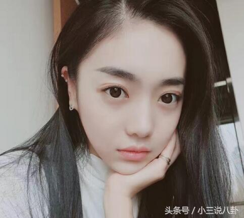 《向往的生活》嘉宾王倩究竟有什么后台，竟能与何炅搭档