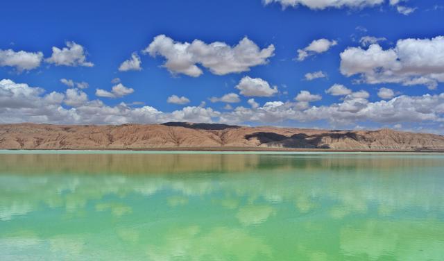 去青海茫崖翡翠湖，在“青铜镜”中寻找“一半海水一半火焰”