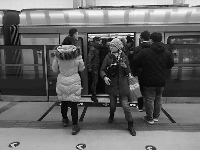 北京地铁四号线，140万人的悲喜！
