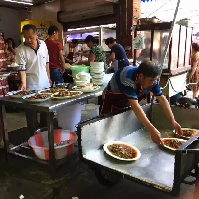 那些藏在咔咔角角的苍蝇馆子，才是成都美食界的扛把子！