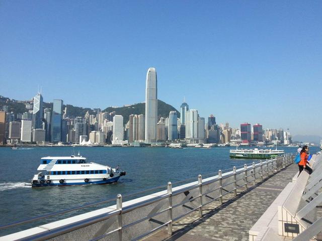 日本茨城发生核泄漏事故；香港星光大道重开