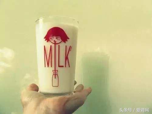 鲜奶、奶粉、脱脂奶、舒化奶、高钙奶、酸奶，肾友到底喝哪个好？