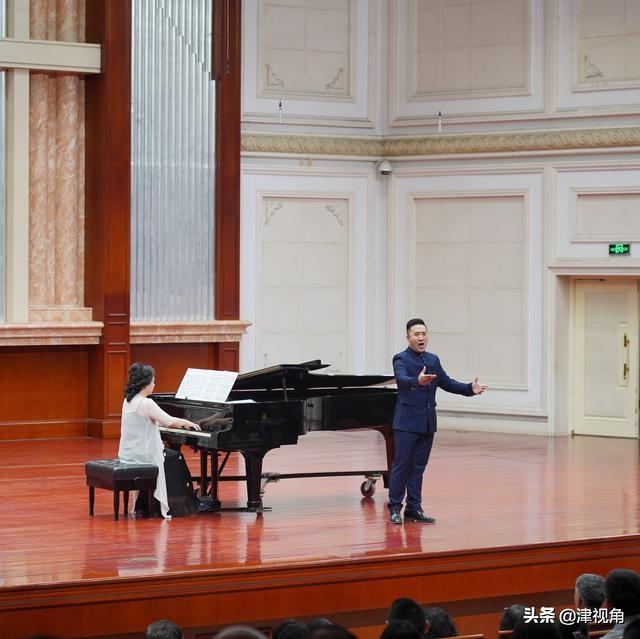 民生银行天津分行“母亲节感恩音乐会”浓情上演