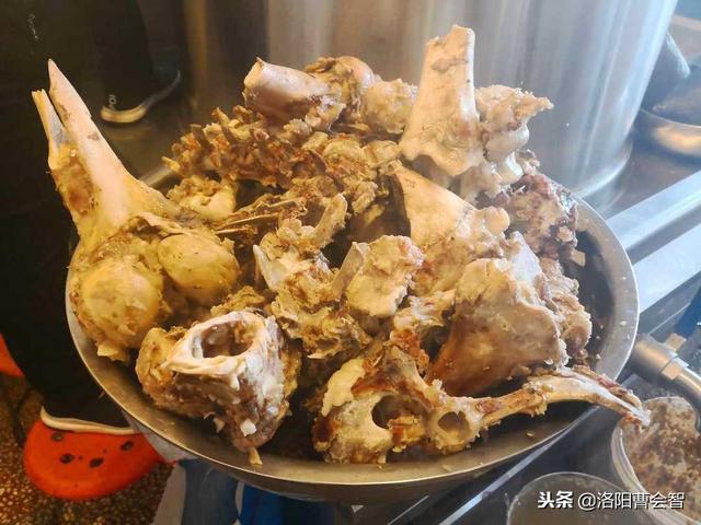 「汤城洛阳」龙门羊肉汤：千年古刹门前汤——洛阳喝汤胜景