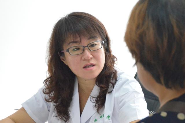 鸿港医院邀请北大国际医院糖尿病专家助东营百姓远离糖尿病的危害