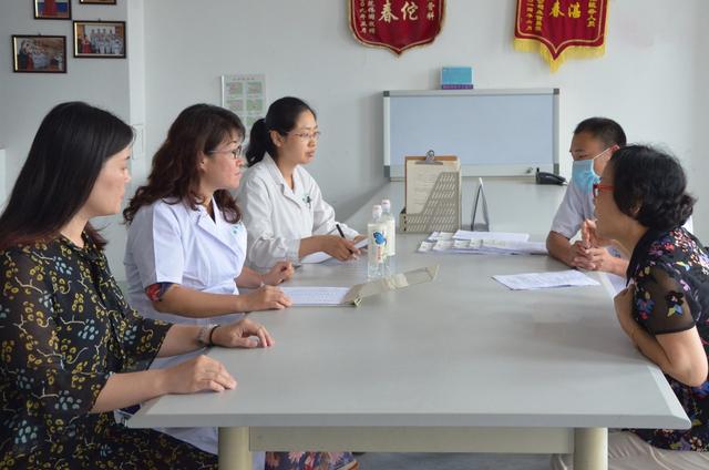 鸿港医院邀请北大国际医院糖尿病专家助东营百姓远离糖尿病的危害