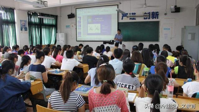 在校大学生有必要考证吗？应该考哪些证？有多大实际意义？