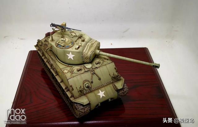 1/35 麦田M4A3E8和樱花萝莉豹 | 模型作品