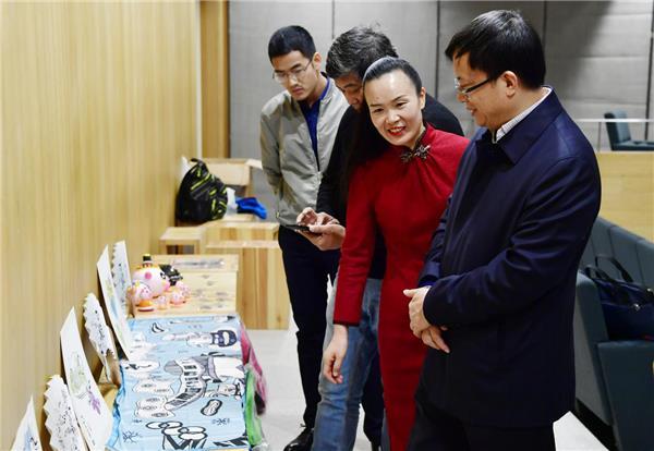 “华传”专项基金启动仪式暨儿童绘画巡展在京举办
