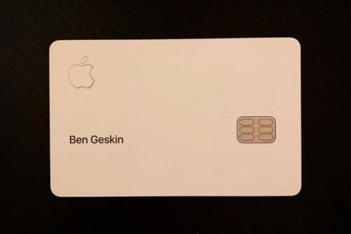 苹果信用卡Apple Card首现身 极简风格质感十足