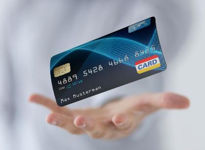 信用卡提额机会来了，四大行放水白金卡，新卡、经典卡都在其中！