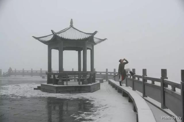 倾城佳人，带你领略武功山的风花雪月，你还在等什么