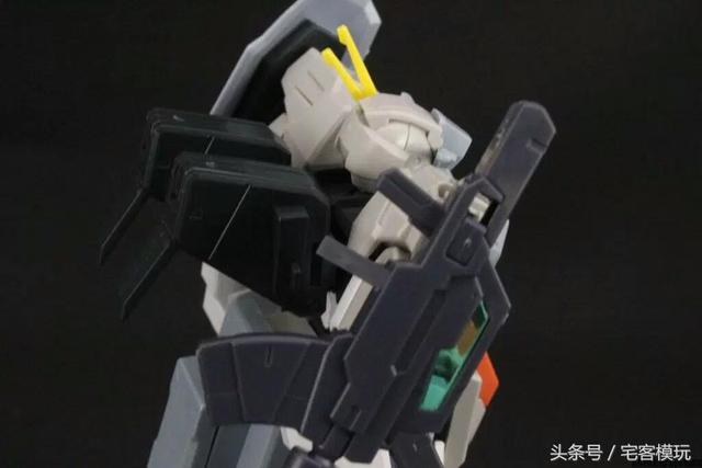 转帖：11区测评系列 HGBF 七枪智天使高达 TYPE.GBF 素组测评