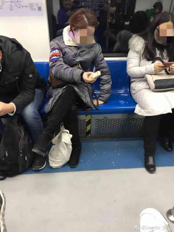 北京地铁禁食规定今起实施，不听劝阻将记入个人信用信息
